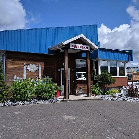 Motel Claude Degelis Luaran gambar